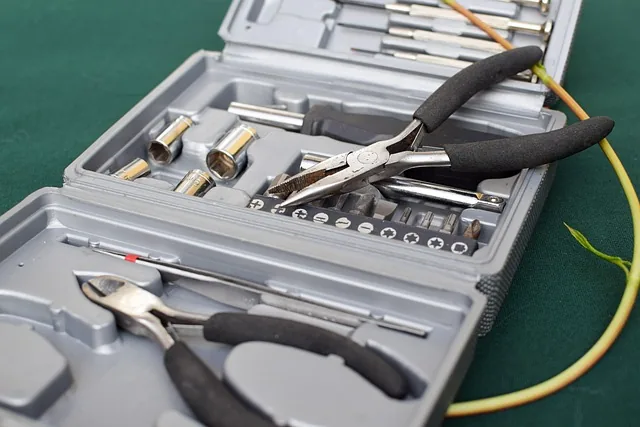 tool, pliers, handy, tool, tool, tool, tool, tool, handy, handy