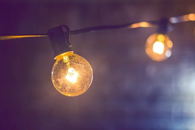 die glühbirne, hell, birne, elektrizität, glühlampe, beleuchtung, energie, beleuchtet, lampe, licht, lumineszenz, string-glühbirne, glühlampe, energie, energie, energie, energie, lampe, lampe, lampe, lampe, lampe